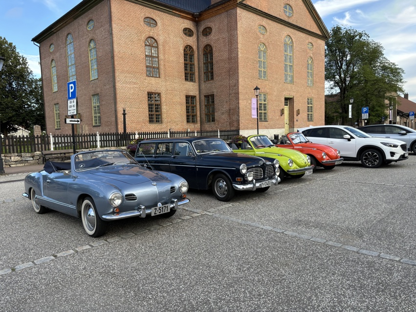 Ref. fra Førmøtet på Kirketorget i dag, mandag.